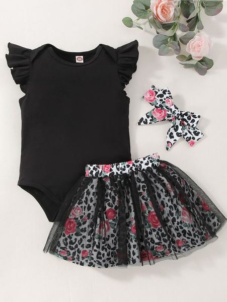 baby ruffle trim bodysuit & leopard and floral print mesh skirt & headband she, Red;yellow
baby ruffle trim bodysuit & leopard and floral print mesh skirt & headband she, Red;yellow