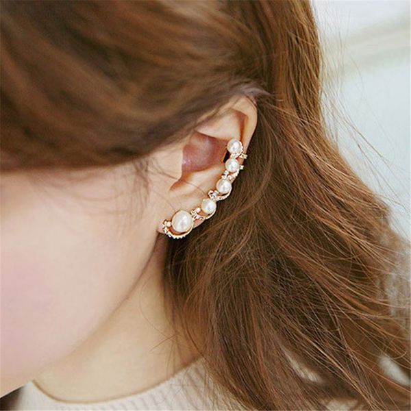 fashion exquisite clip on earrings designed beautiful sweet imitate pearl rhinestone earring clips women ear cuff 1pcs gold ear, Golden
fashion exquisite clip on earrings designed beautiful sweet imitate pearl rhinestone earring clips women ear cuff 1pcs gold ear, Golden