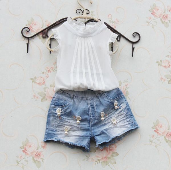 girls white shirt sleeveless chiffon for teenage school girl solid color lace blouses cool shirts for toddler child clothes y200704, White;black
girls white shirt sleeveless chiffon for teenage school girl solid color lace blouses cool shirts for toddler child clothes y200704, White;black