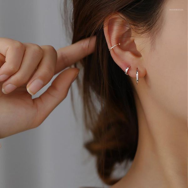 925 sterling silver earring simple black round ear ring ear bone buckle square tube personality trend girl boy jewelry1, Golden;silver
925 sterling silver earring simple black round ear ring ear bone buckle square tube personality trend girl boy jewelry1, Golden;silver