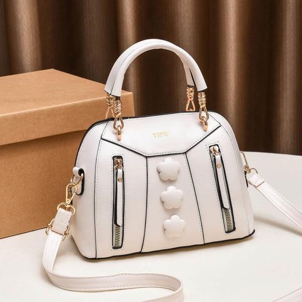 shoulder bags the latest women's bags2021trend all-match brand women european and american fashion messenger handbag
shoulder bags the latest women's bags2021trend all-match brand women european and american fashion messenger handbag