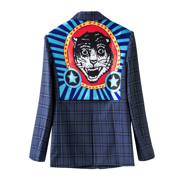2020 european and american women's winter new style long-sleeved plaid back print fashion jacket, Black;brown
2020 european and american women's winter new style long-sleeved plaid back print fashion jacket, Black;brown