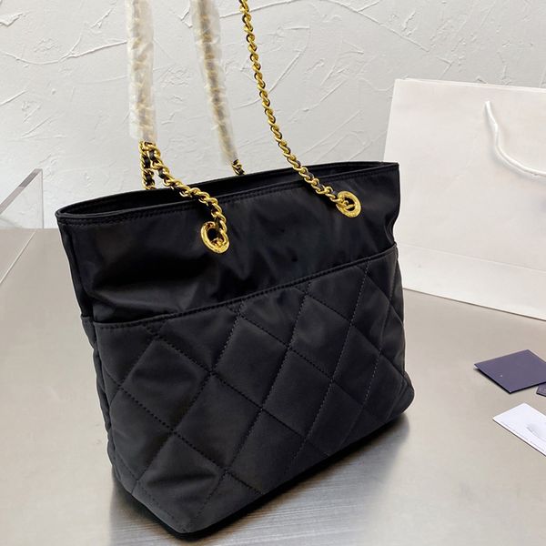 luxury designer handbags shoulder bag women hobo fashion nylon handbag black golden chain double shoulders straps shopping business bags
luxury designer handbags shoulder bag women hobo fashion nylon handbag black golden chain double shoulders straps shopping business bags
