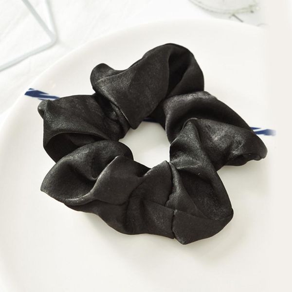 1 шт. сатинские screunchies женщины мода сплошное цветное кольцо для волос простой дизайн резиновые резинки резинки эластичные упругие волос
1 шт. сатинские screunchies женщины мода сплошное цветное кольцо для волос простой дизайн резиновые резинки резинки эластичные упругие волос