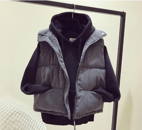 autumn and winter plus size loose waistcoat bread jacket thick cotton-padded jacket women's vest corduroy short college, Black;white
autumn and winter plus size loose waistcoat bread jacket thick cotton-padded jacket women's vest corduroy short college, Black;white