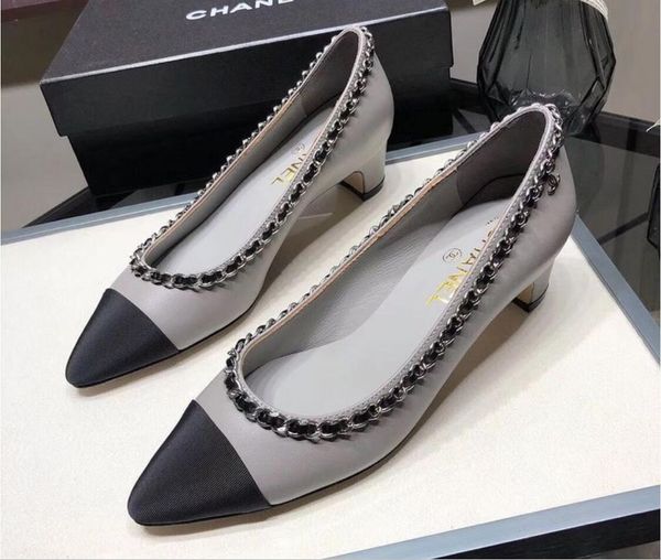 leather designer ladies ladies fashion chain single shoes sheepskin pointed toe shoes color matching leather sole heel 4.5cm high ladies, Black
leather designer ladies ladies fashion chain single shoes sheepskin pointed toe shoes color matching leather sole heel 4.5cm high ladies, Black