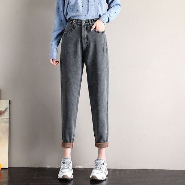 2021 smoky gray plus veet jeans women's winter elastic waist warm and thin daddy pants solid color trousers, Blue
2021 smoky gray plus veet jeans women's winter elastic waist warm and thin daddy pants solid color trousers, Blue