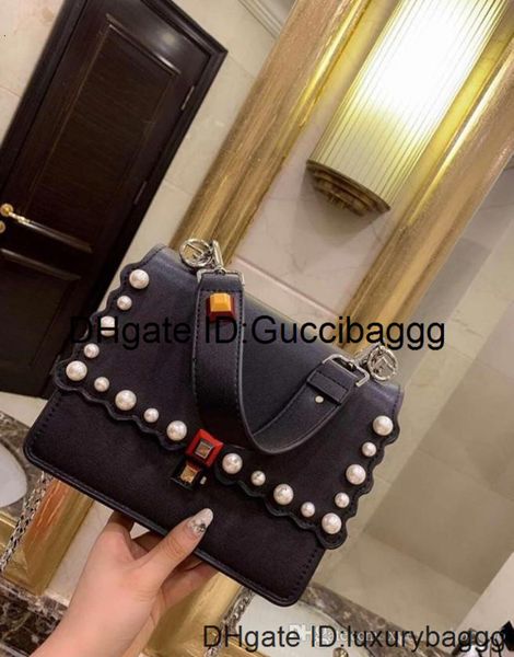 роскошные сумки сумки новые женщины crossbody известный дизайнер женский плечо цепные сумки кошельки сумки сумки сумки
роскошные сумки сумки новые женщины crossbody известный дизайнер женский плечо цепные сумки кошельки сумки сумки сумки