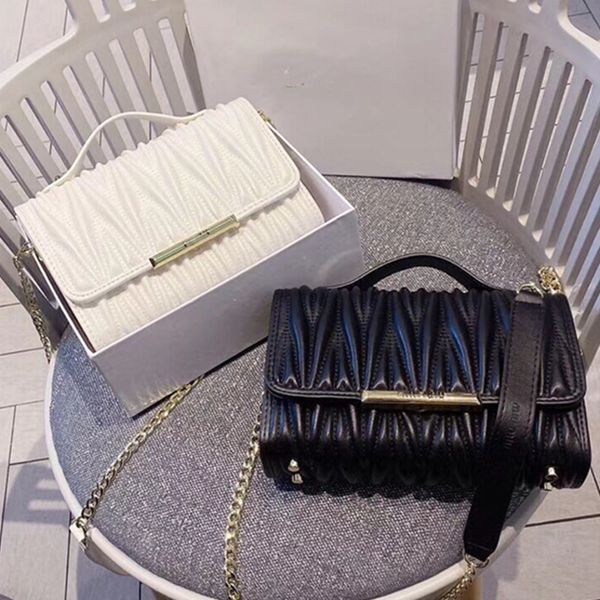 size22cm bag luxury designer handbags most popular fashion women floral leather bag brand designer shoulder bags handbags
size22cm bag luxury designer handbags most popular fashion women floral leather bag brand designer shoulder bags handbags