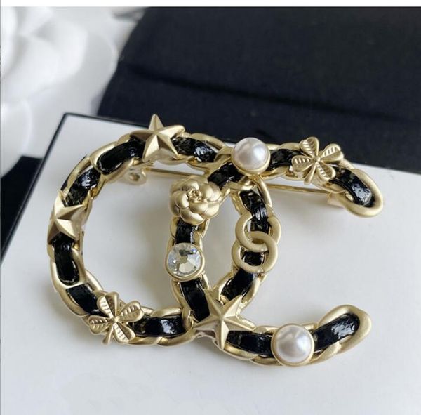 vintage high-end sweater suit collar pin brooches fashion brand designer double letter brooche luxury full diamond geometric flower brooch f, Gray
vintage high-end sweater suit collar pin brooches fashion brand designer double letter brooche luxury full diamond geometric flower brooch f, Gray