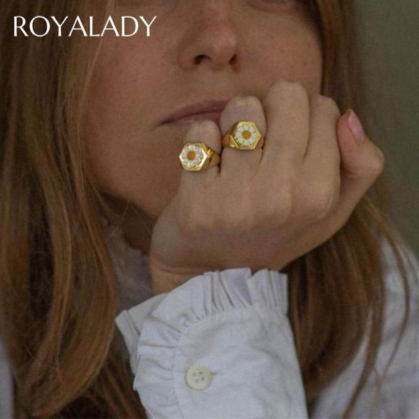 cluster rings daisy flower for women unique korean style gold plated party finger female wedding jewelry gifts anillos mujer, Golden;silver
cluster rings daisy flower for women unique korean style gold plated party finger female wedding jewelry gifts anillos mujer, Golden;silver