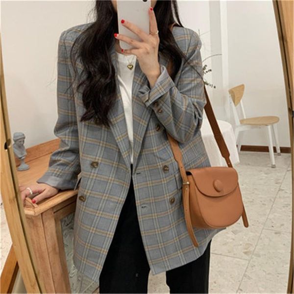 vintage plaid women blazer korean casual notched double breasted suit female oversized long sleeve coats 2020 autumn winter zj02, White;black
vintage plaid women blazer korean casual notched double breasted suit female oversized long sleeve coats 2020 autumn winter zj02, White;black