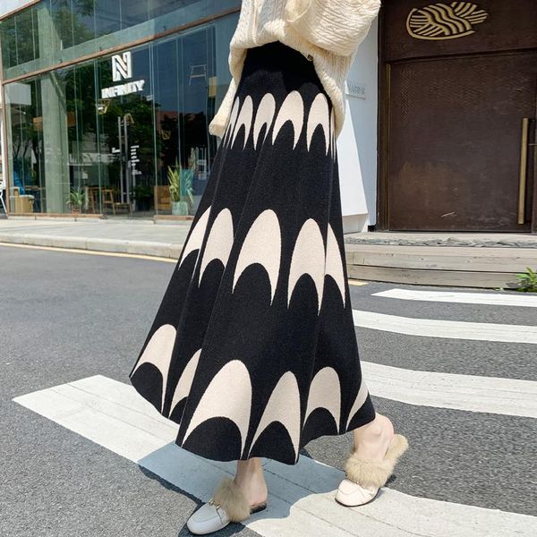 banulin winter autumn 2020 skirts womens knitting wool pleated long skirt moon print high waist elastic large hem midi skirts, Black
banulin winter autumn 2020 skirts womens knitting wool pleated long skirt moon print high waist elastic large hem midi skirts, Black