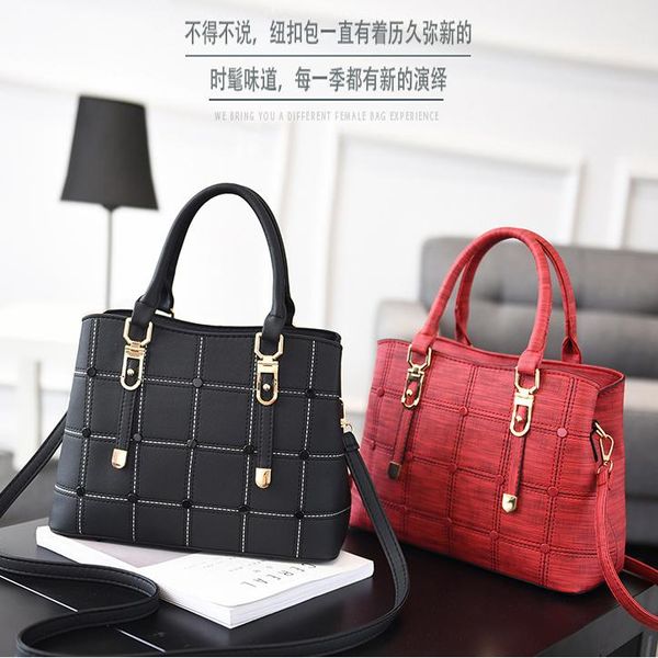 women's handbag,brand shoulder bag,women's straddle bag,large capacity,girl's purse,travel bag,shopping,luxury,2021 simplicit
women's handbag,brand shoulder bag,women's straddle bag,large capacity,girl's purse,travel bag,shopping,luxury,2021 simplicit