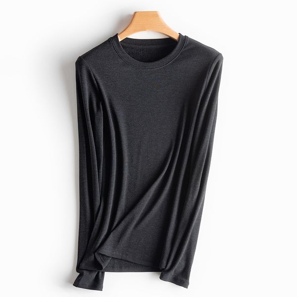 2021 new female basic heating full ribs tshirt base sleeve warm winter inside neck high multi-collar sweater f094, White;black 
2021 new female basic heating full ribs tshirt base sleeve warm winter inside neck high multi-collar sweater f094, White;black