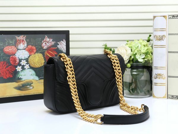 2020 new fashion handbag leather flap bag exquisite and flawless design novel trend chain lady messenger bag
2020 new fashion handbag leather flap bag exquisite and flawless design novel trend chain lady messenger bag