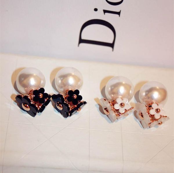 stud simple woman earring flowers big pearl personality accessories fashion jewelry, Golden;silver
stud simple woman earring flowers big pearl personality accessories fashion jewelry, Golden;silver