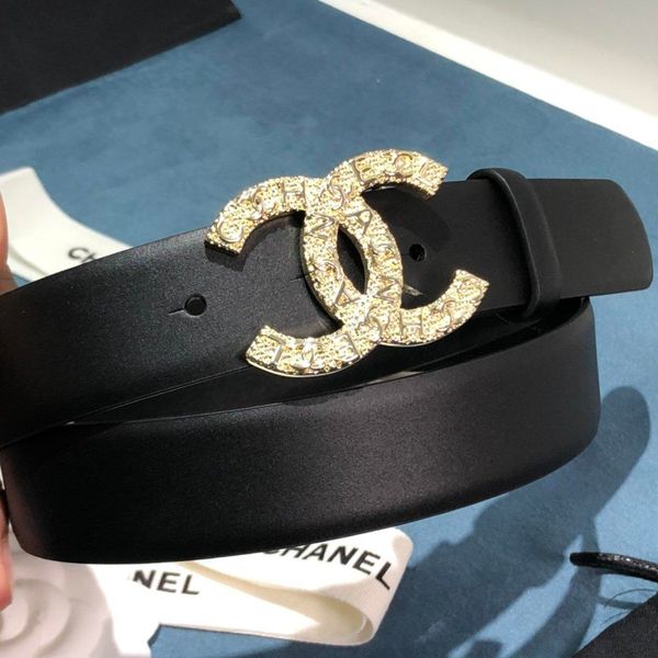 designer belts mens designer belt snake luxury belt leather business belts womens big gold buckle with box, Black;brown
designer belts mens designer belt snake luxury belt leather business belts womens big gold buckle with box, Black;brown