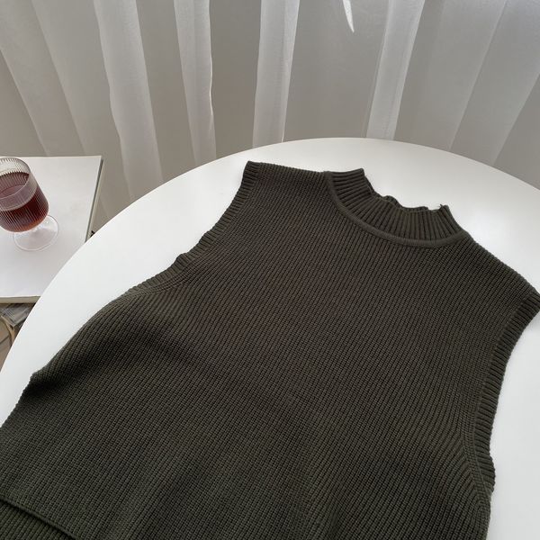 2021 new autumn half-knit, simple-knit turtleneck woman's sweater vest short sleeveless waistcoat uy35, White;black
2021 new autumn half-knit, simple-knit turtleneck woman's sweater vest short sleeveless waistcoat uy35, White;black