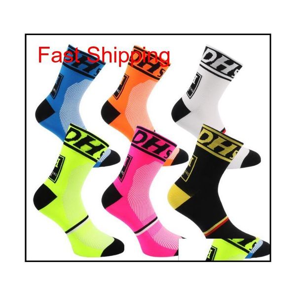 professional brand cycling sport socks protect feet breathable sport football basketball socks bicycles socks b0mdk, Black
professional brand cycling sport socks protect feet breathable sport football basketball socks bicycles socks b0mdk, Black