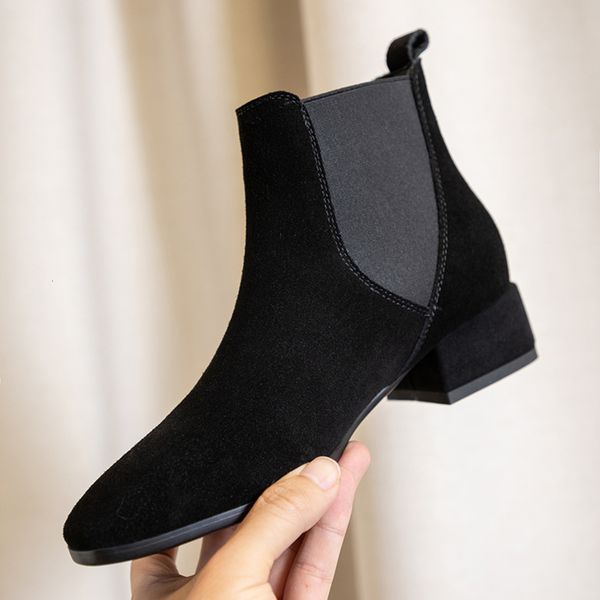 2020 winter british style women frosted single shoes plus flukes martin mid-hak quadrant carrot women's laarzen, Black
2020 winter british style women frosted single shoes plus flukes martin mid-hak quadrant carrot women's laarzen, Black