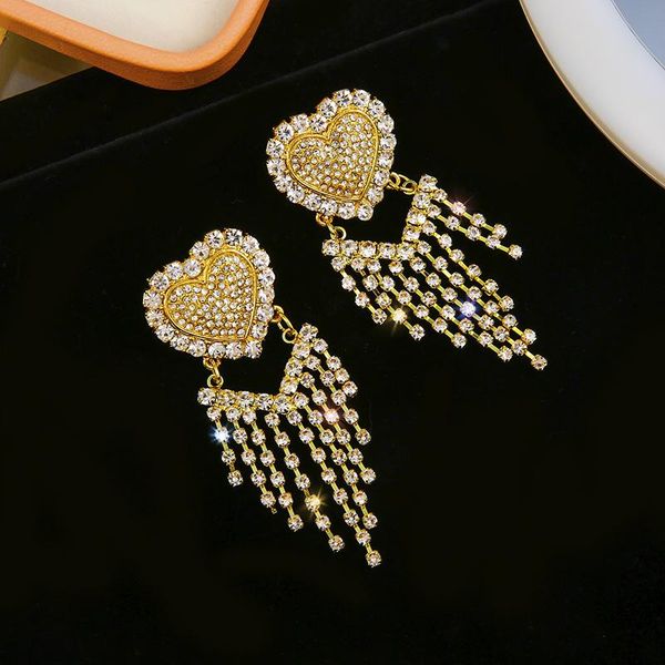 новая мода crystal cryster boundly серьги для женщин кисточкой длинные bling hrinestone серьги серьги ювелирные изделия любовь свадебный сва, Silver
новая мода crystal cryster boundly серьги для женщин кисточкой длинные bling hrinestone серьги серьги ювелирные изделия любовь свадебный сва, Silver