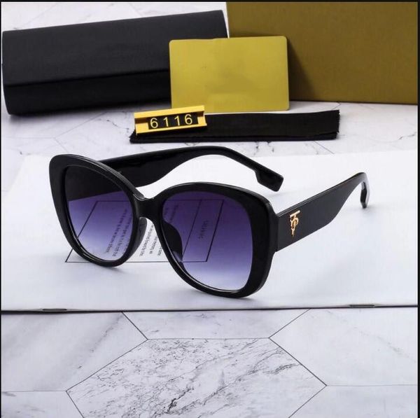new men optical glasses design eyewear square vv metal frame style clear lens with case, White;black
new men optical glasses design eyewear square vv metal frame style clear lens with case, White;black