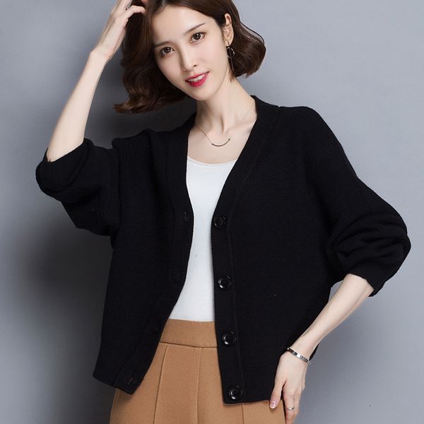 2021 new spring fine sweater women's fashionable knitted coats with cleavage on single fashion breasted cardigans 4fy6, White;black
2021 new spring fine sweater women's fashionable knitted coats with cleavage on single fashion breasted cardigans 4fy6, White;black