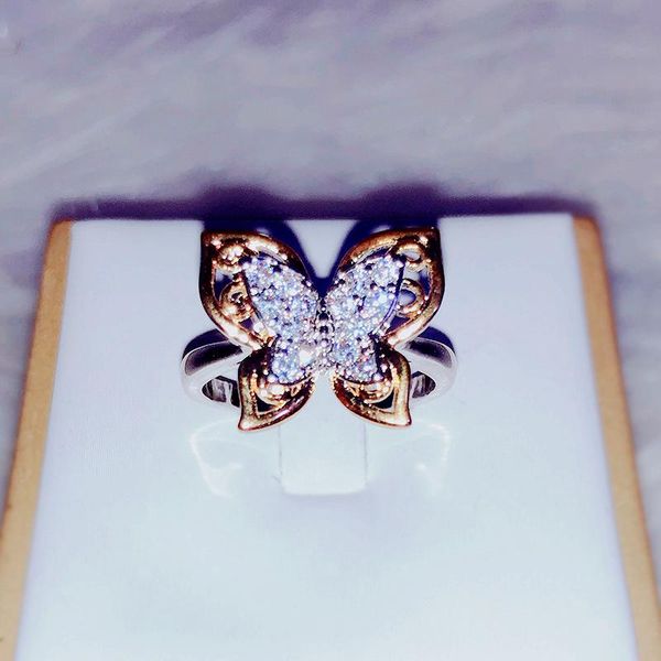 fashion luxury separations butterfly enchased zircon delicate butterfly shape ring jewelry for women.suitable for party weddings, Slivery;golden
fashion luxury separations butterfly enchased zircon delicate butterfly shape ring jewelry for women.suitable for party weddings, Slivery;golden