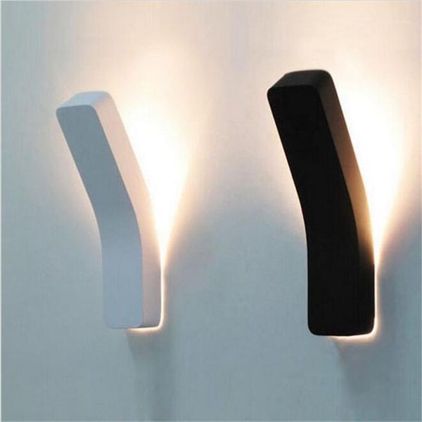 wall lamp modern brief personalized iron box bedroom sconce lamps home creative 5w e14 led fixture indoor light1
wall lamp modern brief personalized iron box bedroom sconce lamps home creative 5w e14 led fixture indoor light1