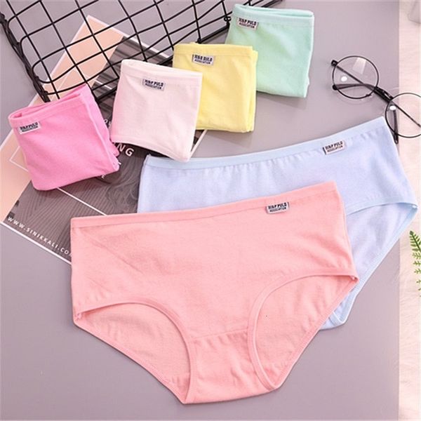 solid breathable body women's underwear cotton triangle candy color panties shorts, Black;pink
solid breathable body women's underwear cotton triangle candy color panties shorts, Black;pink