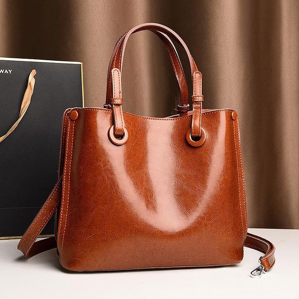 100% genuine leather women's messenger bags fashion first layer of cowhide handbags female designer shoulder tote bags
100% genuine leather women's messenger bags fashion first layer of cowhide handbags female designer shoulder tote bags