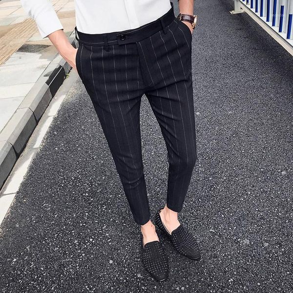 men's pants 2021 personality japanese network red trend british wind stripes nine points net slim casual pants1, Black
men's pants 2021 personality japanese network red trend british wind stripes nine points net slim casual pants1, Black