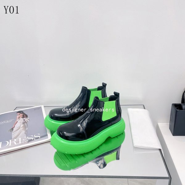 2021 fashion designer lady ankle boots black leanther green platform boot beige winter shoes for womens with box
2021 fashion designer lady ankle boots black leanther green platform boot beige winter shoes for womens with box