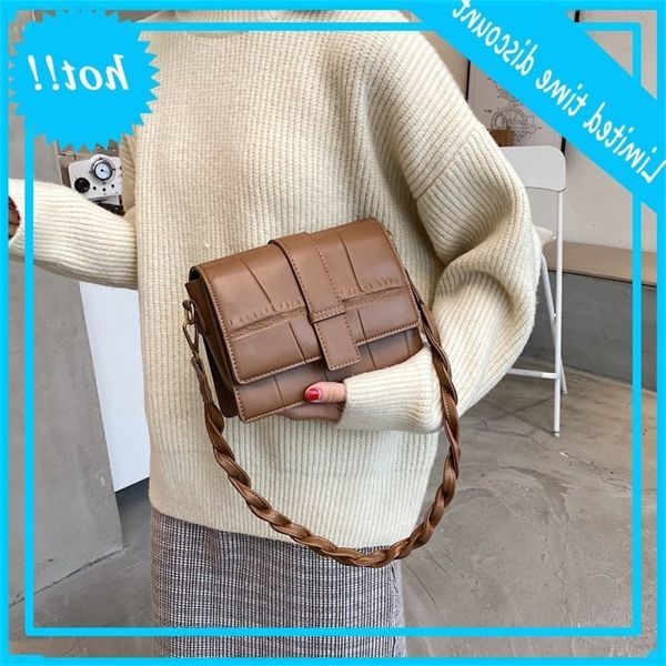 women's autumn and winter 2020 new fashion net red one shoulder messenger small square bag
women's autumn and winter 2020 new fashion net red one shoulder messenger small square bag
