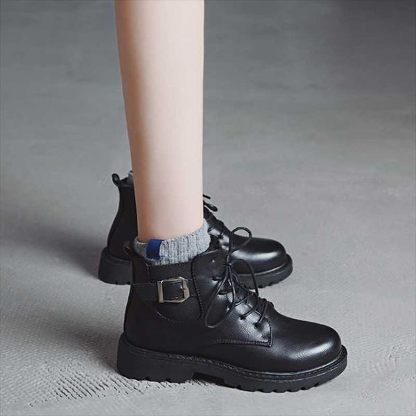 2021 autumn new style boots fashion winter platform female wholesale winter boot casual motorcycle woman shoes, Black
2021 autumn new style boots fashion winter platform female wholesale winter boot casual motorcycle woman shoes, Black