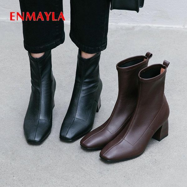 enmayla 2020 mature genuine leather boots women basic round toe square heel ankle boots for women zip shoes size 34-43, Black
enmayla 2020 mature genuine leather boots women basic round toe square heel ankle boots for women zip shoes size 34-43, Black