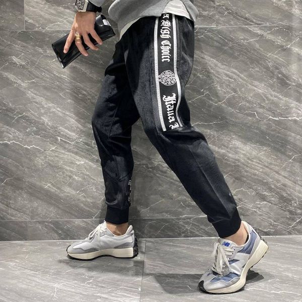 inschao brand winter croxin embroidery sanskrit ribbon stitching plush sports and leisure leggings men's pants, Black
inschao brand winter croxin embroidery sanskrit ribbon stitching plush sports and leisure leggings men's pants, Black