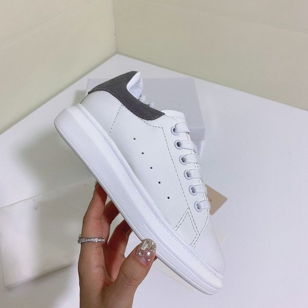 kids children's shoes fashion luxury white leather platform shoes flat casual shoes lady black red pink 26-35
kids children's shoes fashion luxury white leather platform shoes flat casual shoes lady black red pink 26-35