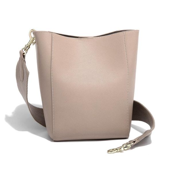 shoulder bags vintage brand women's leather handbag genuine real wide strap female bag band sangle bucket 2 straps
shoulder bags vintage brand women's leather handbag genuine real wide strap female bag band sangle bucket 2 straps