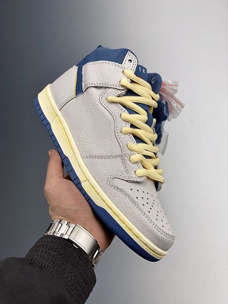 newly atlas x dunk high sb lost at sea skateboard shoes mens trainers men women designer sports sneakers dunks platform shoes, White;red
newly atlas x dunk high sb lost at sea skateboard shoes mens trainers men women designer sports sneakers dunks platform shoes, White;red