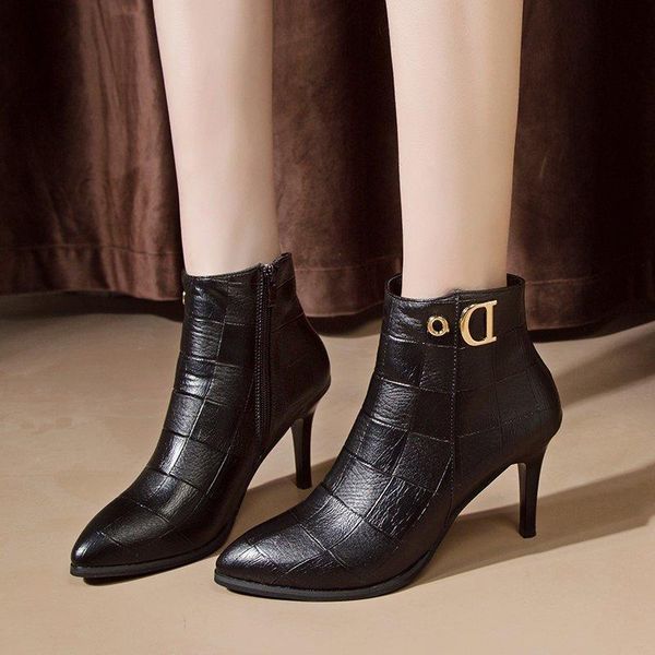 solid black leather women boots 2020 autumn winter boots female shoes thin high heel short pointed toe zip ankle
solid black leather women boots 2020 autumn winter boots female shoes thin high heel short pointed toe zip ankle
