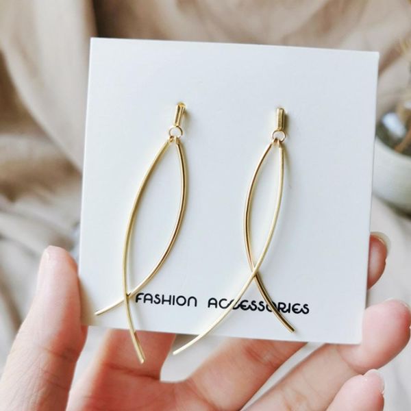 gold color geometric cross line dangle drop earrings for women new simple metal jewelry gift kolczyki damskie wmtaxe bdesybag, Black;white
gold color geometric cross line dangle drop earrings for women new simple metal jewelry gift kolczyki damskie wmtaxe bdesybag, Black;white