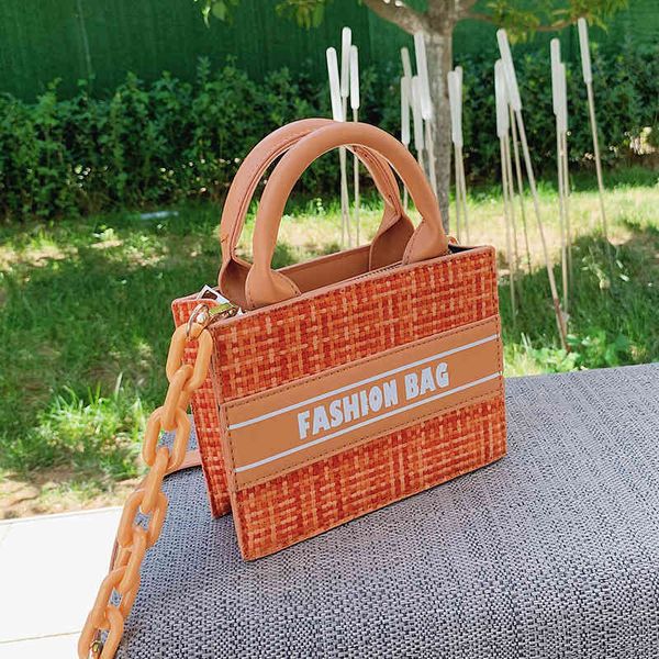 2022 factory wholesale new model summer niche bag women's versatile ins summer portable tot small square
2022 factory wholesale new model summer niche bag women's versatile ins summer portable tot small square