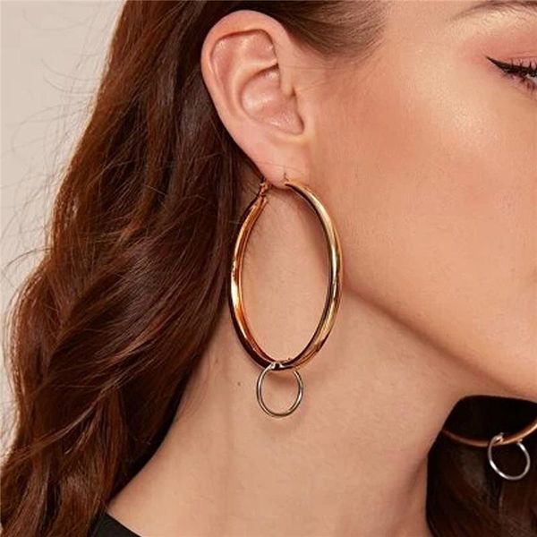 wing yuk tak simple vintage earrings for women girls brinco big hoop earrings circle earring statement fashion jewelry gift, Golden;silver
wing yuk tak simple vintage earrings for women girls brinco big hoop earrings circle earring statement fashion jewelry gift, Golden;silver