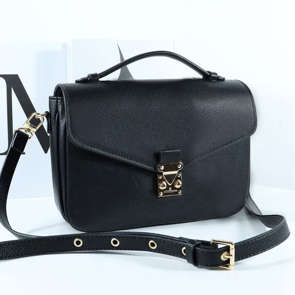 ladies handbag wallet designer bags women leather fashion bag shoulder messenger bag 003
ladies handbag wallet designer bags women leather fashion bag shoulder messenger bag 003