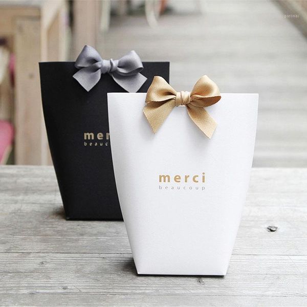 gift wrap upscale black white bronzing candy box wedding favor bag birthday paty package with ribbon 30pcs1
gift wrap upscale black white bronzing candy box wedding favor bag birthday paty package with ribbon 30pcs1