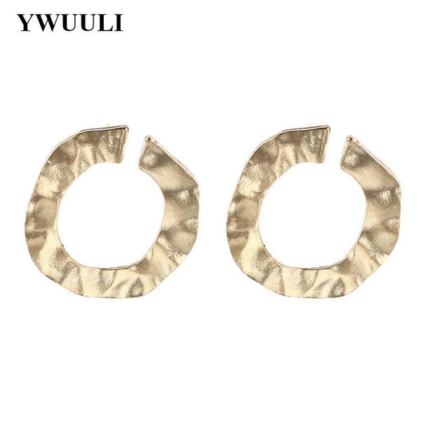 new trendy concave convex irregular round circle hoop earrings for women geometric earrings pendientes fashion jewelry ry274, Golden;silver
new trendy concave convex irregular round circle hoop earrings for women geometric earrings pendientes fashion jewelry ry274, Golden;silver