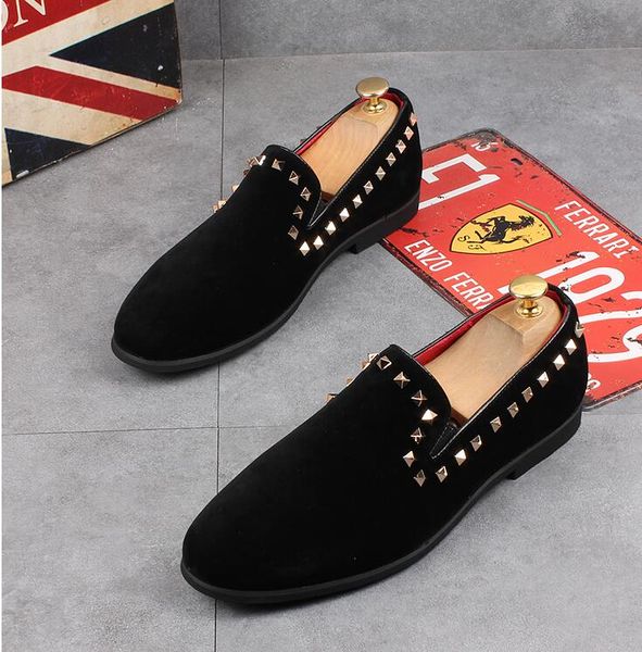 2022 loafers shoes casual chaussures men black brown suede patent leather rivets glitter fashion loafer mens dress wedding party business eu
2022 loafers shoes casual chaussures men black brown suede patent leather rivets glitter fashion loafer mens dress wedding party business eu