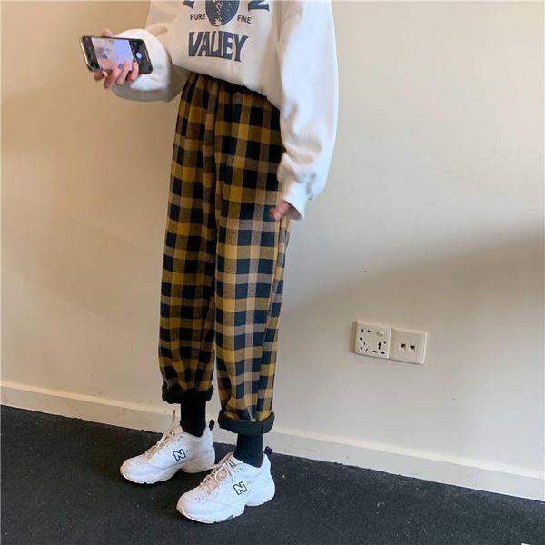 fleece straight pants women 2020 autumn winter casual loose harem pants fashion plaid high waist retro pants warm baggy joggers, Black;white
fleece straight pants women 2020 autumn winter casual loose harem pants fashion plaid high waist retro pants warm baggy joggers, Black;white